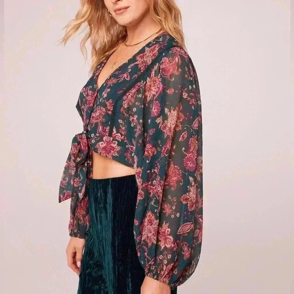 Band of the free - River Deep Pine Paisley Tie Front Crop Top Size XS - Picture 3 of 17